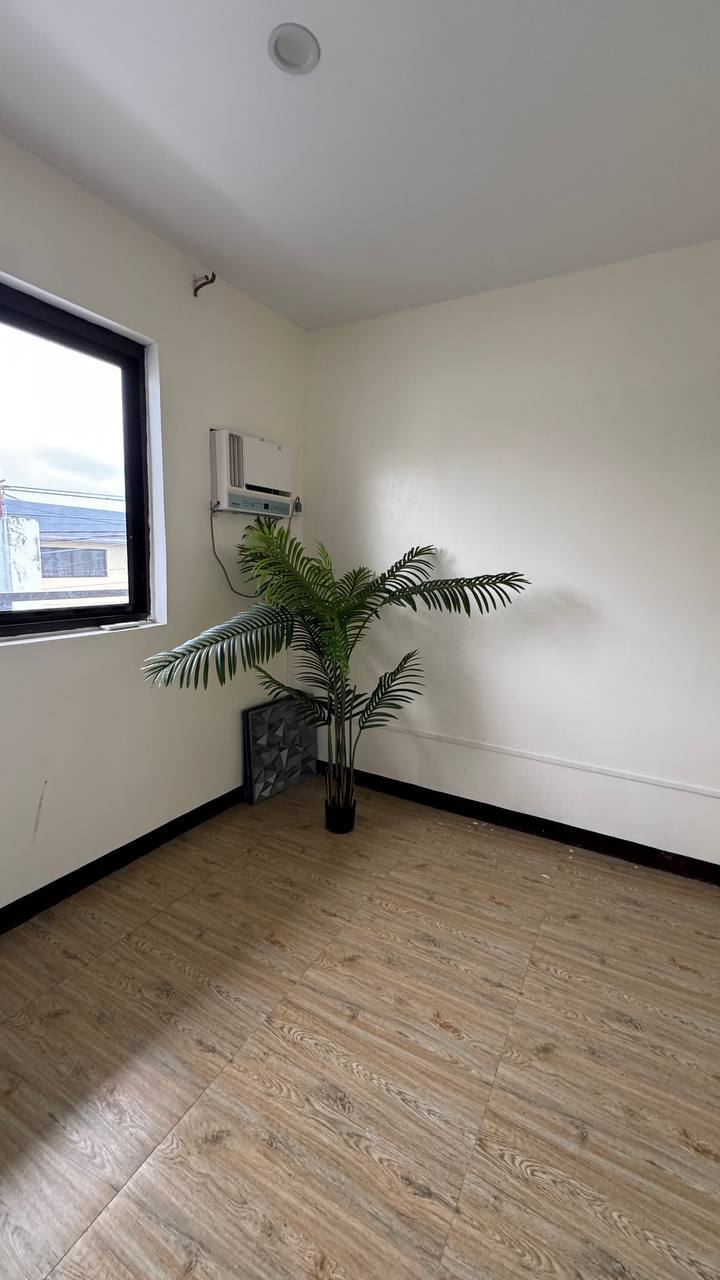 Bf home paranaque. 770平5房出租120k