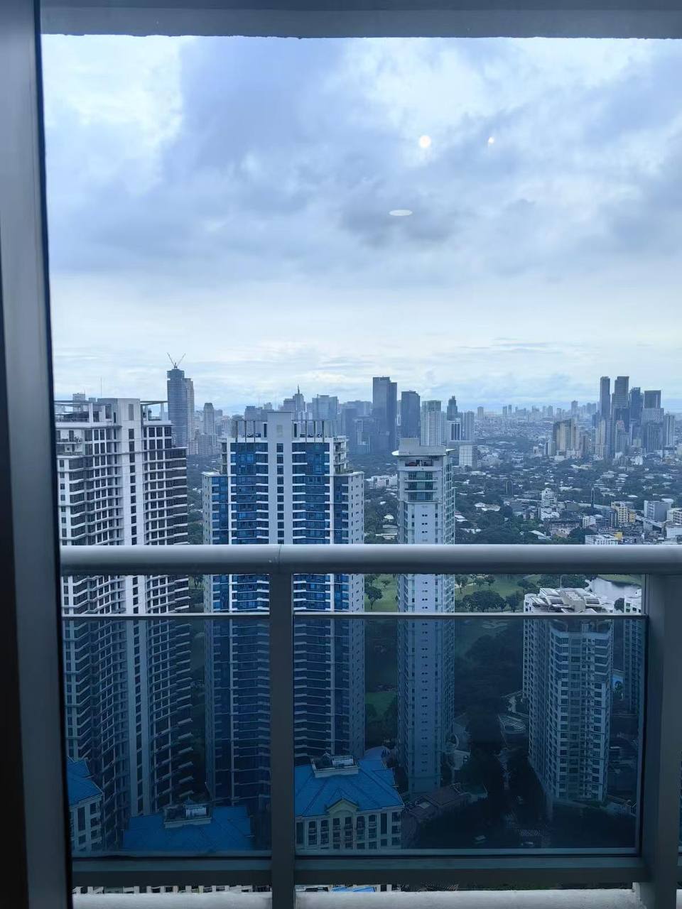 The suites BGC 一手出租