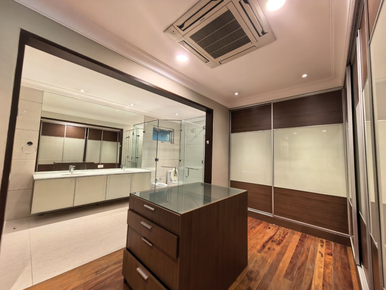 Makati Dasmarinas 别墅出租